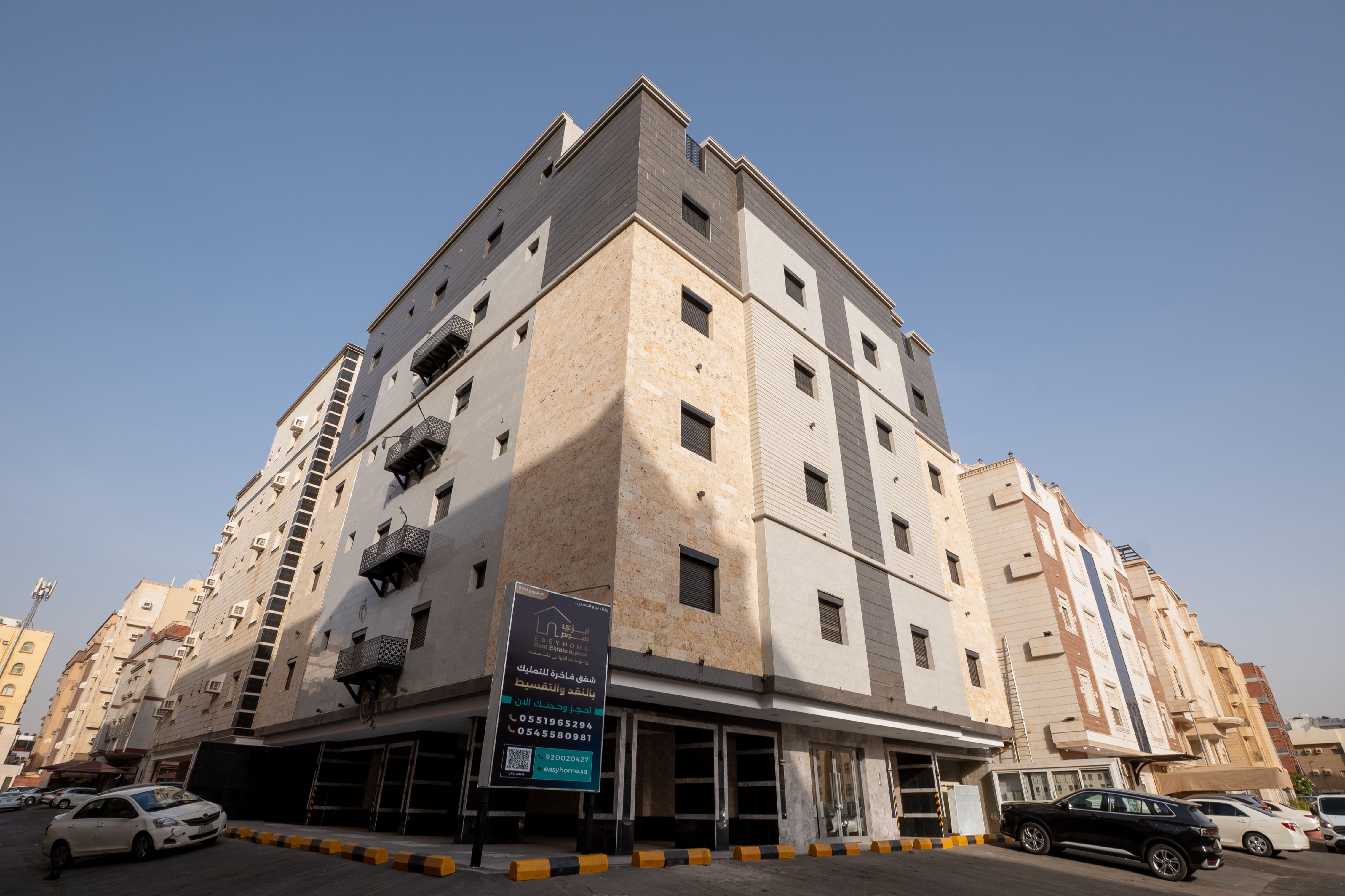 شقق فاخرة بحي السلامة