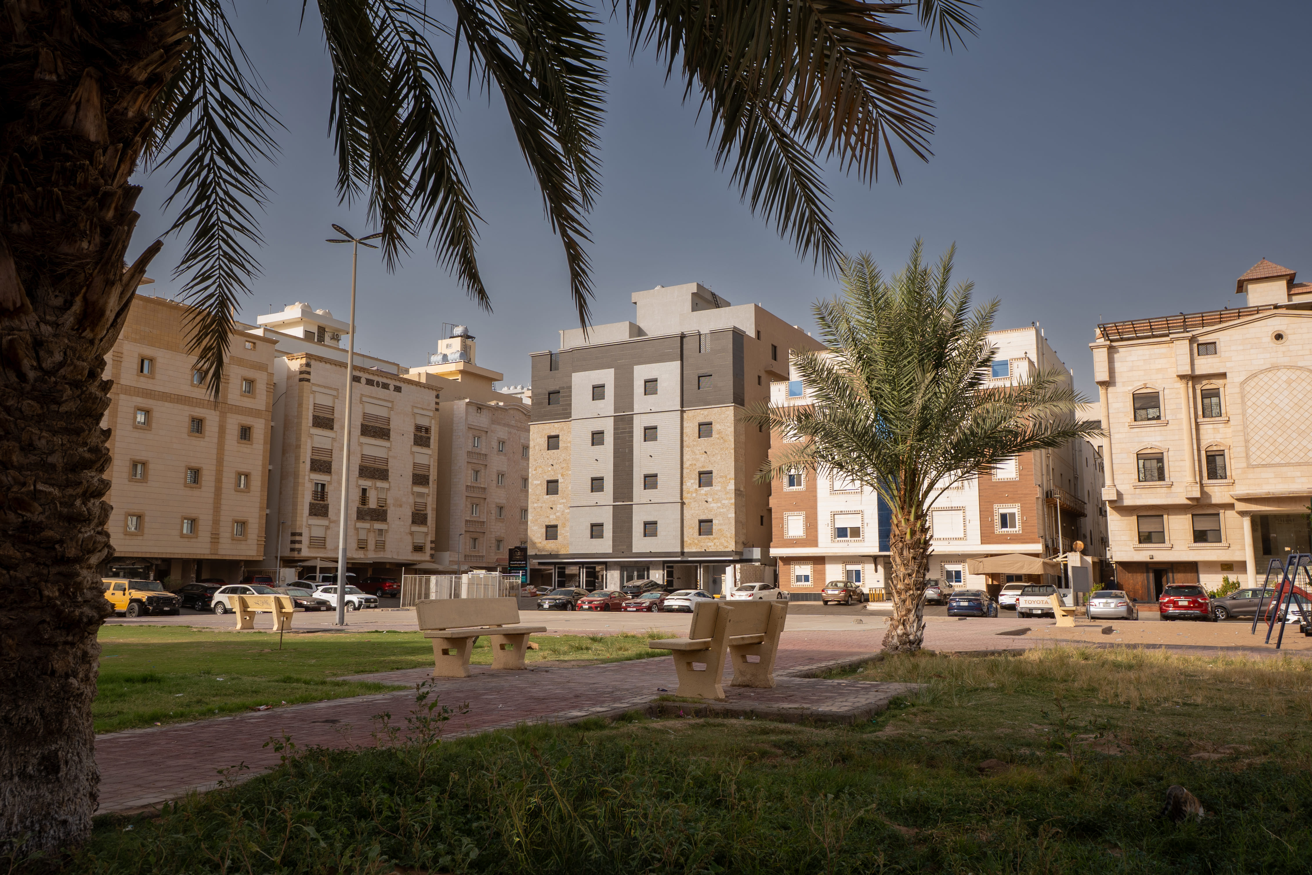 شقق فاخرة بحي السلامة